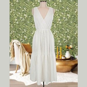 ANTHROPOLOGIE-CAUTION TO THE WIND-White Pleated Maxi Dress